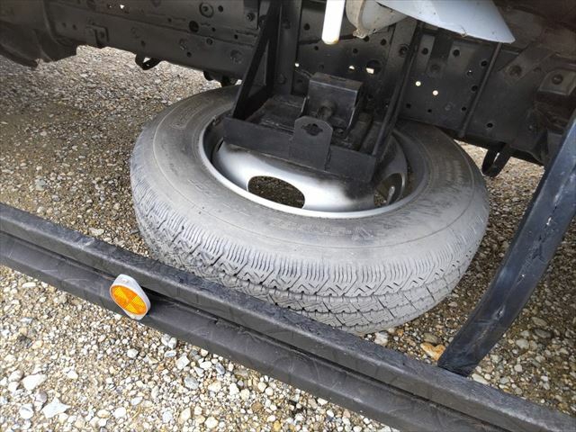 トヨタ ダイナ 小型 平ボディ（クレーン付） BDG-XZU344(11842) 21枚目