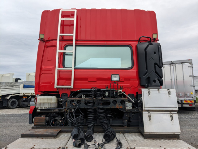 UDトラックス（日産） クオン 大型 トラクタ 2PG-GK5AAB(109824) 13枚目