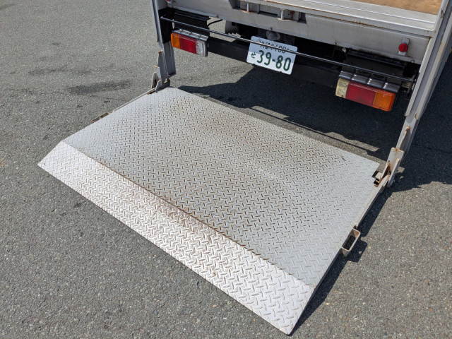 トヨタ ダイナ 小型 バン TKG-XZU605(109876) 35枚目