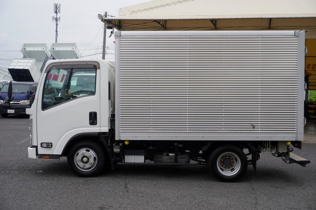 いすゞ エルフ 小型 バン 2RG-NLR88AN(110735) 3枚目
