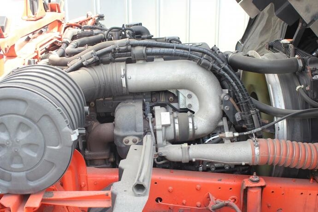 UDトラックス（日産） コンドル 中型 冷蔵冷凍バン QKG-PK39CH(11807) 29枚目