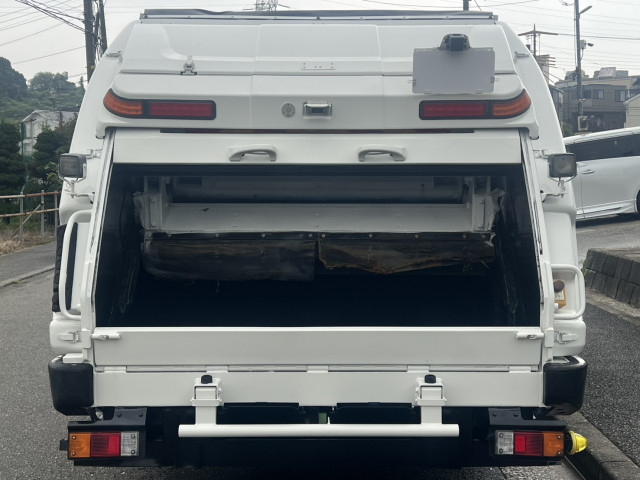 いすゞ エルフ 小型 塵芥車（プレス式） TRG-NPR85AR(112282) 9枚目