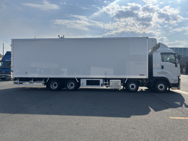 Isuzu giga Large Freezer box_body 2PG-CYJ77D(106414) 5枚目