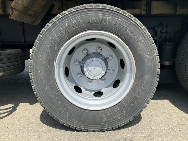 いすゞ ギガ 大型 冷蔵冷凍バン 2KG-CYY77CY(106847) 12枚目