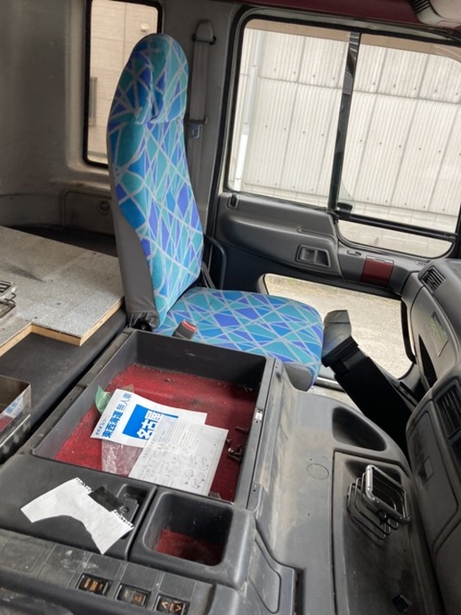 日野 プロフィア 大型 タンクローリー KL-FS2PPHA(10319) 19枚目