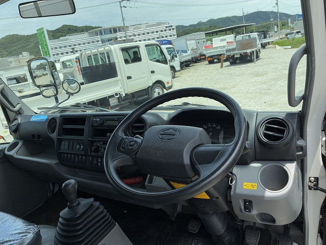 日野 デュトロ 小型 Wキャブ 2RG-XZU710M(109358) 29枚目