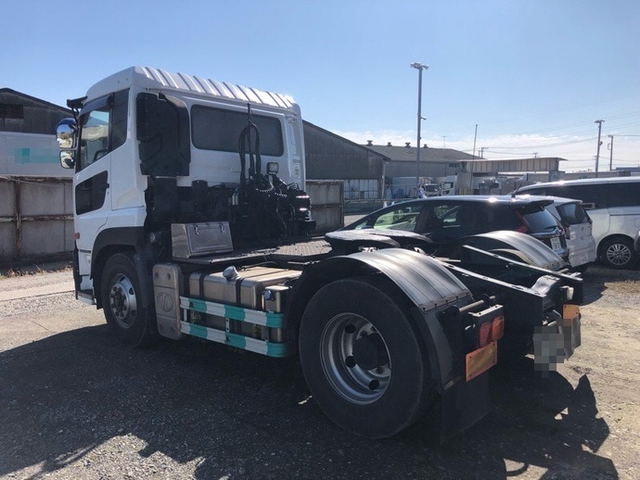 UDトラックス（日産） クオン 大型 トラクタ PKG-GK4XAB(5439) 6枚目
