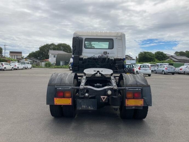 Nissan UD quon Large Tractor AKG-GK4XZB(11875) 6枚目