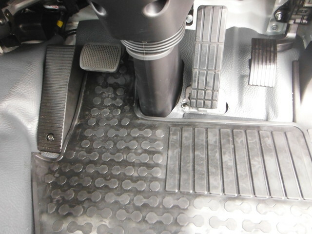 三菱ふそう ファイター 中型 コンテナ専用車 2KG-FK72F(40045) 15枚目