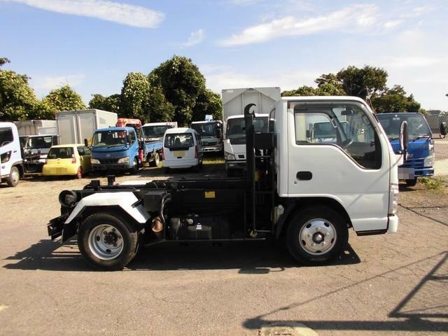いすゞ エルフ 小型 コンテナ専用車 BDG-NKR85AN(35286) 3枚目