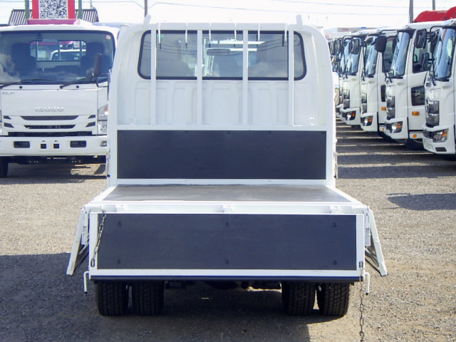 いすゞ エルフ 小型 Wキャブ 2RG-NHS88A(109188) 7枚目