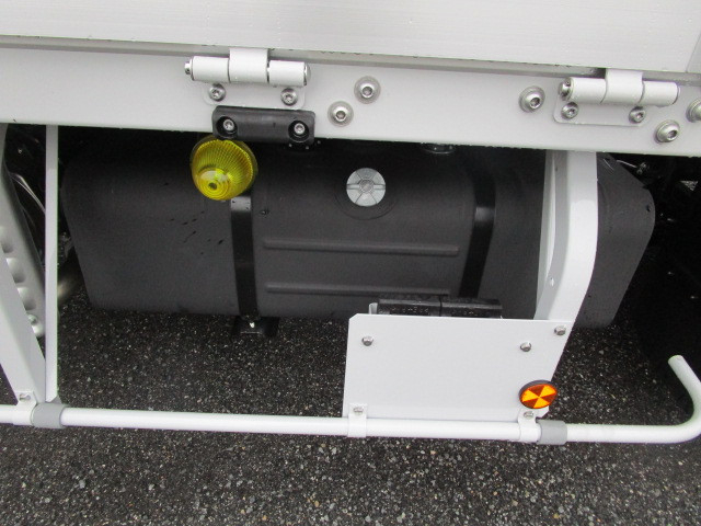 日野 デュトロ 小型 ウィング 2WG-XZU713N(113698) 40枚目