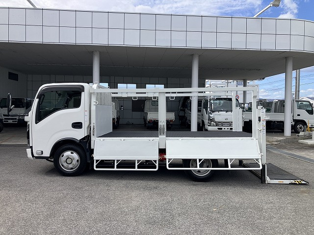 いすゞ エルフ 小型 平ボディ 2RG-NKR88M(113669) 11枚目