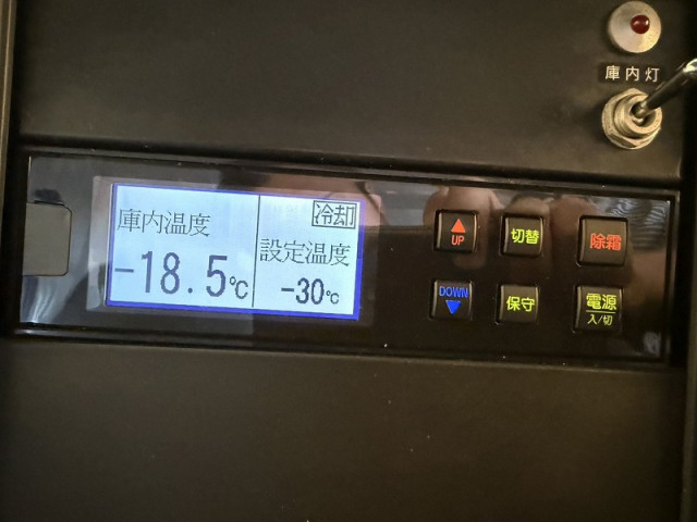 いすゞ エルフ 小型 冷蔵冷凍バン TPG-NLR85AN(109679) 40枚目