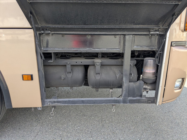 UDトラックス（日産） 大型 バス PDG-RA273KAN(113421) 19枚目