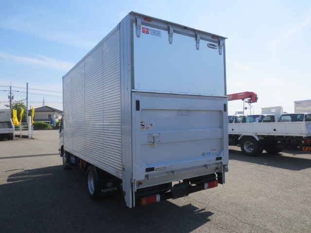 トヨタ トヨエース 小型 バン 2RG-XZU655(105385) 5枚目