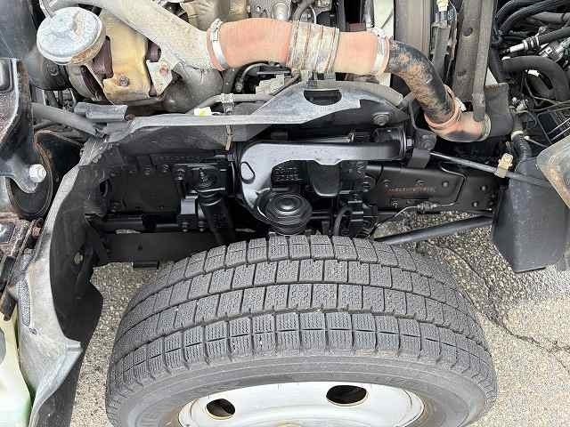 いすゞ エルフ 小型 バン TRG-NHS85AN(110727) 35枚目