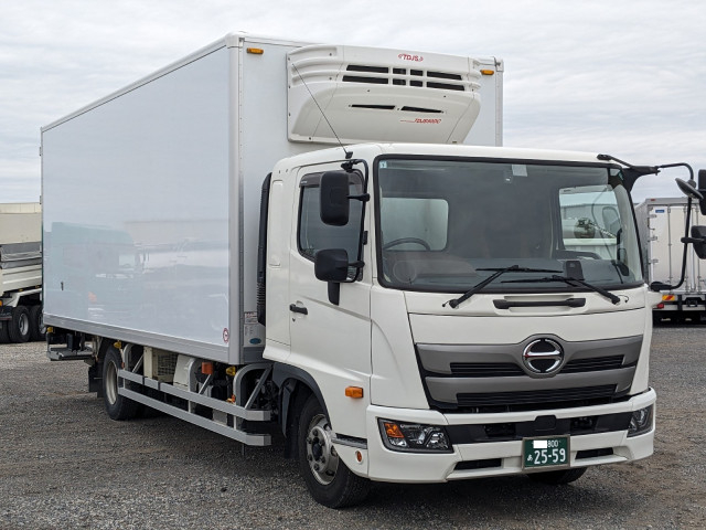 日野 レンジャー 中型 冷蔵冷凍バン 2KG-FD2ABG(105646) 2枚目