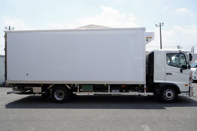 日野 レンジャー 中型 冷蔵冷凍バン 2KG-FD2ABG(108424) 5枚目