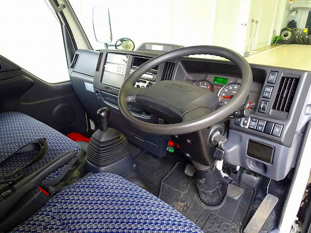 いすゞ エルフ 小型 冷蔵冷凍バン 2RG-NHR88AN(111635) 5枚目