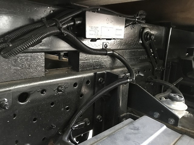 いすゞ エルフ 小型 平ボディ 2RG-NKR88A(111681) 31枚目