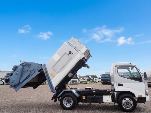 日野 デュトロ 小型 塵芥車（プレス式） *********(107687) 15枚目
