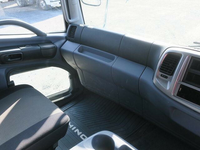 日野 レンジャー 中型 平ボディ BDG-FD7JLWA(40883) 12枚目