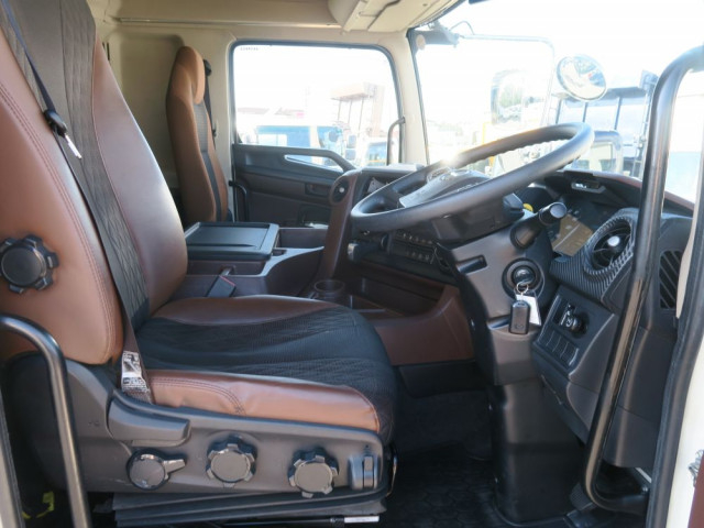 日野 プロフィア 大型 トラクタ 2DG-SH1EDGG(94445) 25枚目