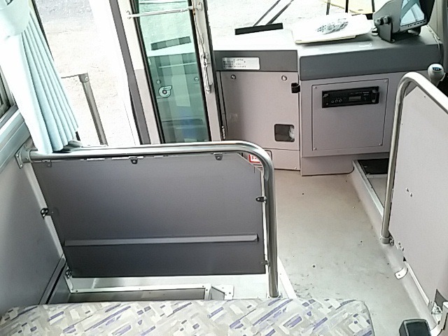 三菱ふそう エアロミディ 中型 バス KC-MJ218F(8229) 73枚目