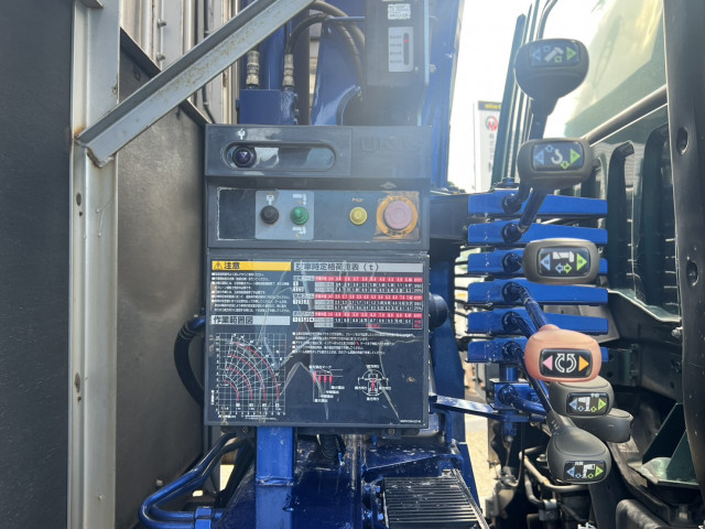 三菱ふそう ファイター 増トン 平ボディ（クレーン付） 2KG-FK65FZ(109567) 19枚目