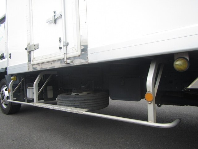 Nissan UD kazet Small Freezer box_body TPG-FEB8Y(38686) 24枚目
