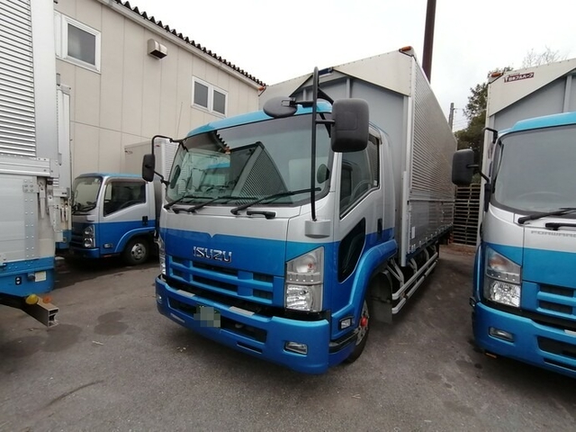 Isuzu forward Middle Wing body TKG-FRR90S2(5515) 1枚目