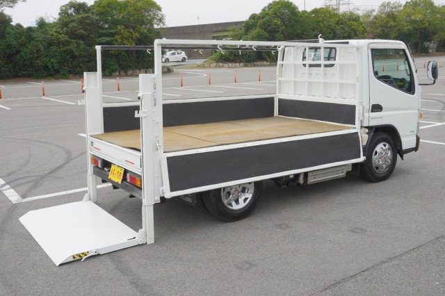 三菱ふそう キャンター 小型 平ボディ 2PG-FDA50(113657) 20枚目