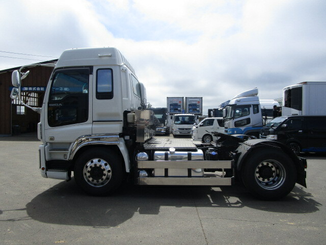 いすゞ ギガ 大型 トラクタ QKG-EXD52AE(32819) 8枚目