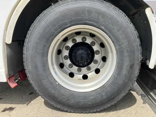日産自動車 大型 トラクタ 2PG-GK5AAD(106832) 10枚目