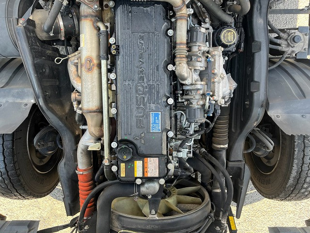 三菱ふそう ファイター 増トン 平ボディ（クレーン付） QKG-FK65FZ(113670) 39枚目