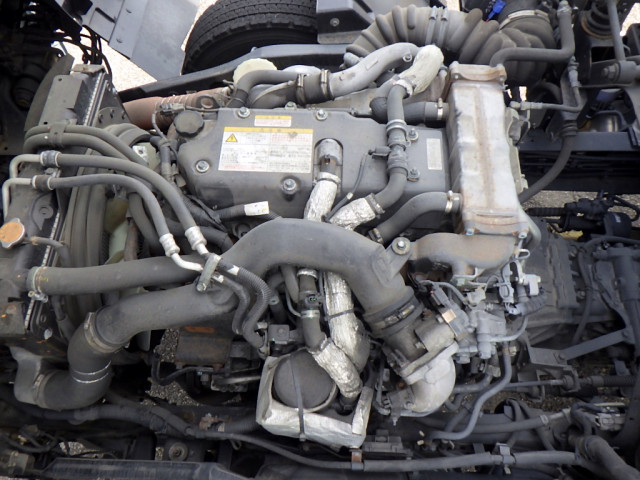 UDトラックス（日産） コンドル 中型 バン 2RG-BRR90T2(112132) 39枚目