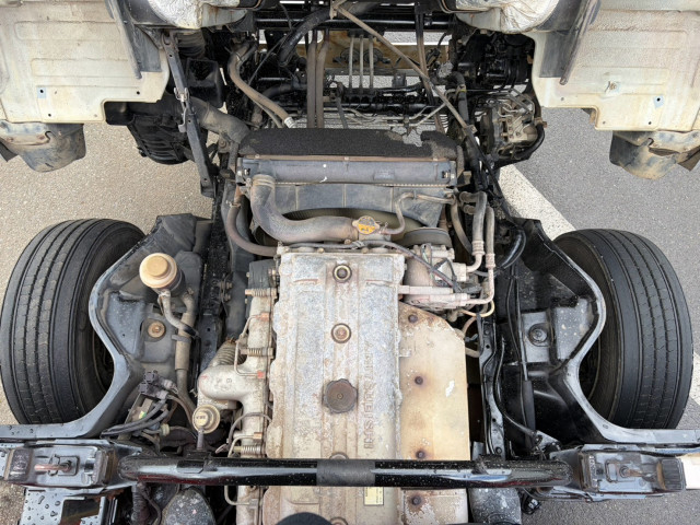 三菱ふそう キャンター 小型 平ボディ（クレーン付） KK-FE83EEN(113245) 27枚目