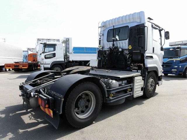 いすゞ ギガ 大型 トラクタ QKG-EXD52BD(7461) 3枚目