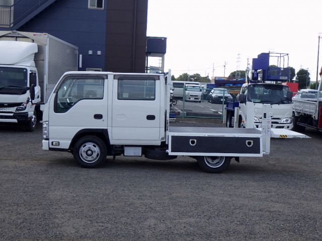 いすゞ エルフ 小型 Wキャブ TRG-NJR85A(109994) 8枚目