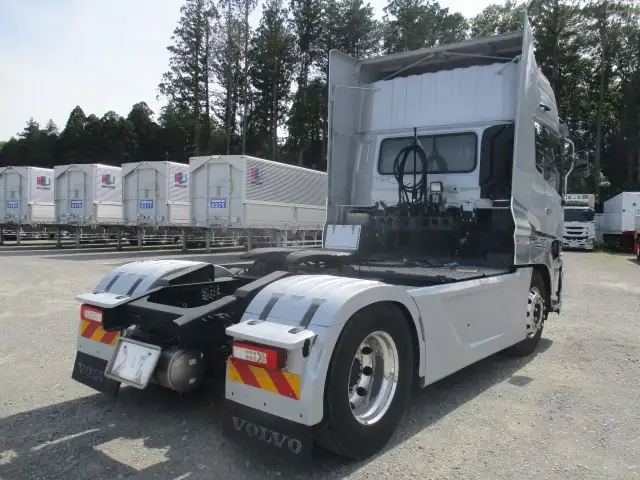 日産自動車 クオン 大型 トラクタ 2PG-GK5AAD(106896) 3枚目