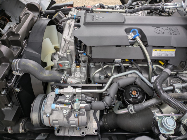 三菱ふそう キャンター 小型 冷蔵冷凍バン 2RG-FBAV0(105580) 40枚目