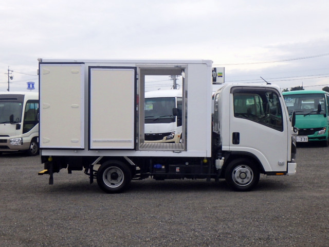 いすゞ エルフ 小型 冷蔵冷凍バン 2RG-NLR88AM(112862) 30枚目