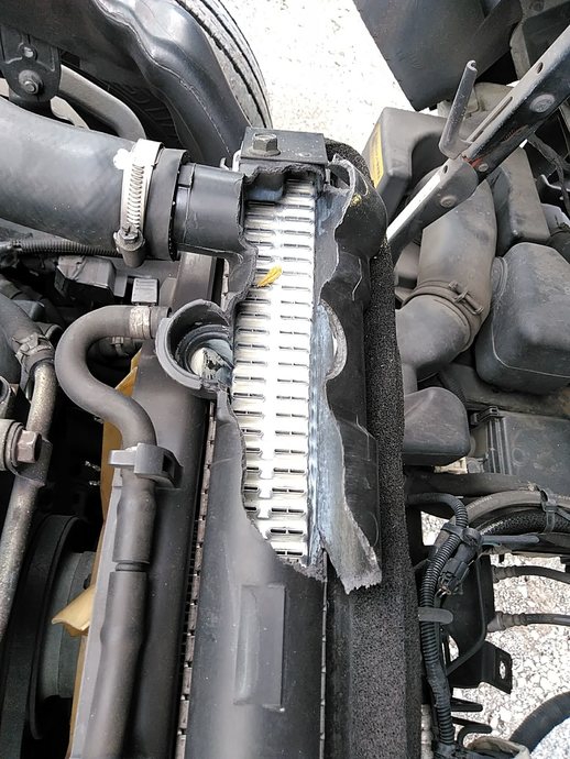 いすゞ エルフ 小型 バン PB-NKR81AN(3271) 28枚目