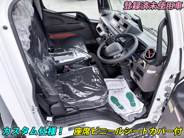 三菱ふそう キャンター 小型 冷蔵冷凍バン 2RG-FBAV0(107724) 4枚目