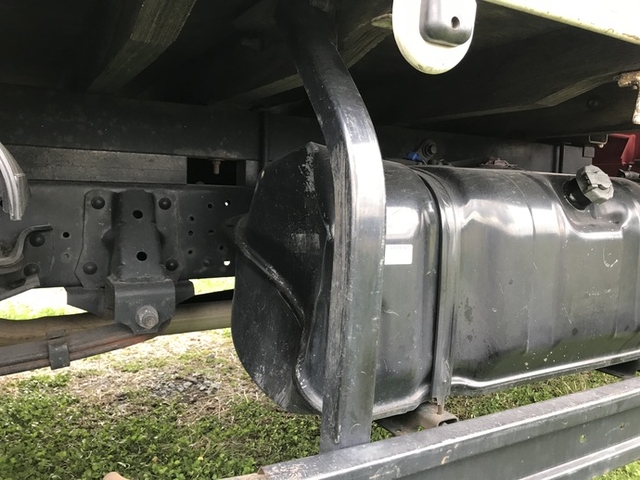 いすゞ エルフ 小型 平ボディ（クレーン付） KK-NKR71LR(4972) 28枚目