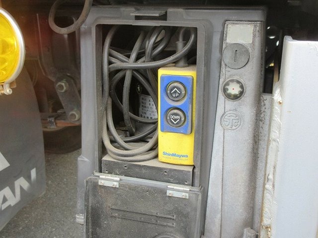 三菱ふそう キャンター 小型 バン PDG-FE70B(7703) 13枚目