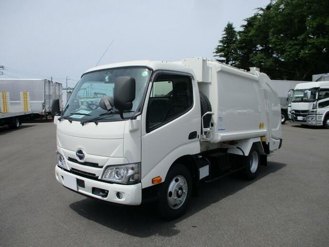 Hino dutro Small Packer compress trucks 2RG-XZU605X(12053) 2枚目