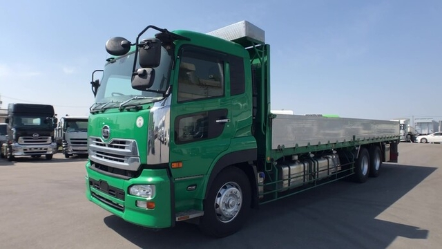UDトラックス（日産） クオン 大型 平ボディ QKG-CD5ZA(35342) 4枚目