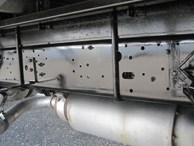 UDトラックス（日産） コンドル 中型 ウィング PB-MK36A(11038) 19枚目